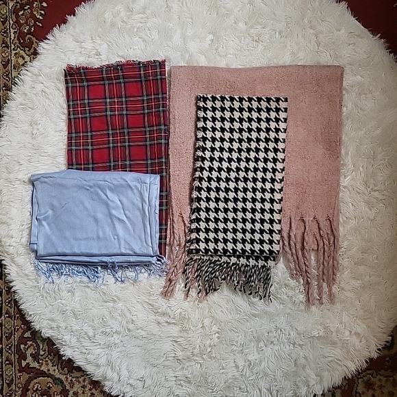 Women's Fashion Scarves Bundle Fall Winter Spring Accessory Lot - Picture 15 of 15